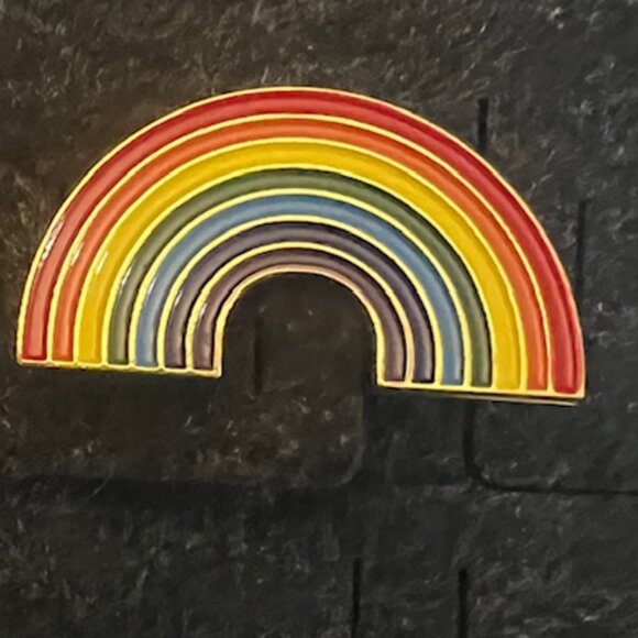 Brand new fun and bright enamel pin rainbow pride, Zinc Alloy Metal with back - Picture 3 of 3